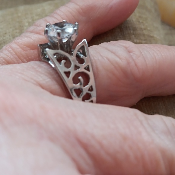 Silver Tone Cubic Zirconia Ring - Picture 8 of 12